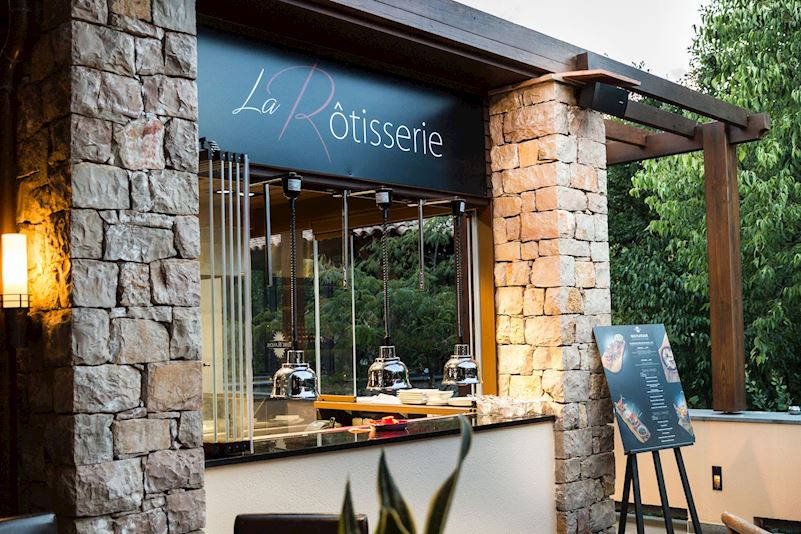 Terrasse du restaurant le Gaudina - Terre Blanche